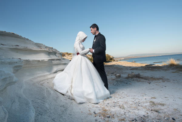 IZMIR, TURKEY – Jan 01, 2018: Young muslim bride and groom wedding photos, Islamic wedding of bride and bride groom